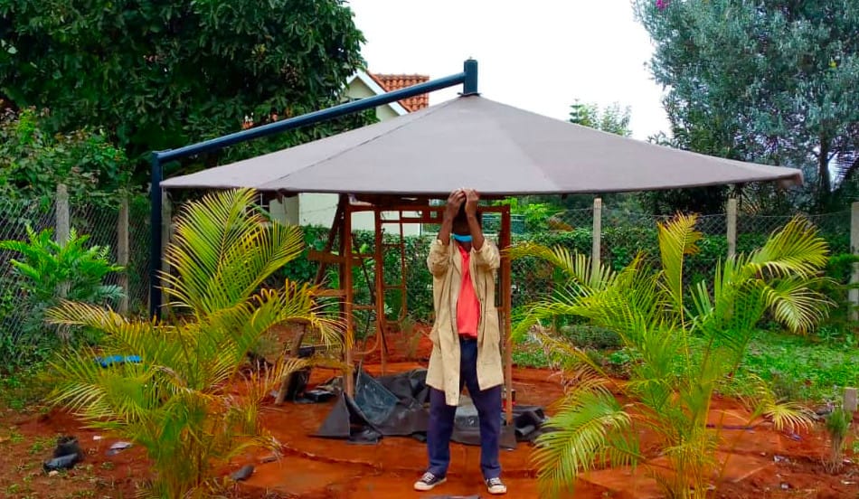 cantilever garden umbrella
